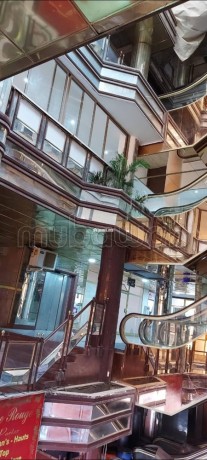 magasin-a-louer-a-gueliz-en-face-de-carre-eden-big-3