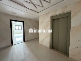 Appartements à vendre à Tanja Balia - Appartement à vendre - Tanger
