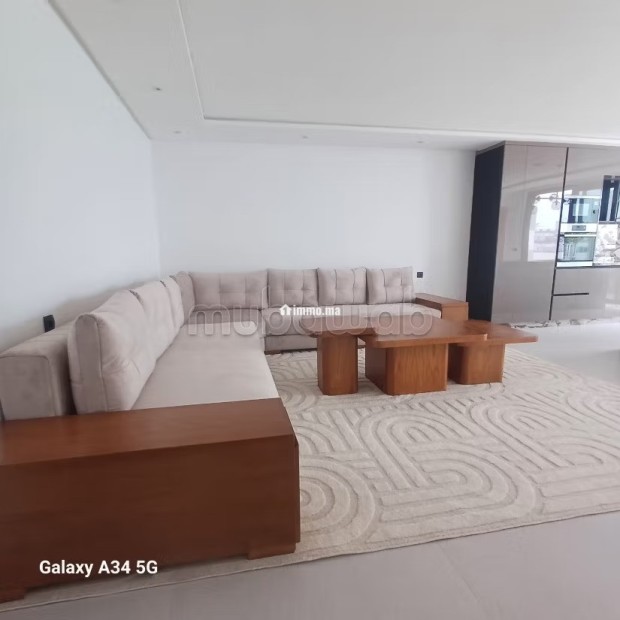 Superbe appartement à louer à De La Plage. 3 grandes pièces. Système de parabole et résidence sécurisée - Location Immobilier - Tanger - photo 4