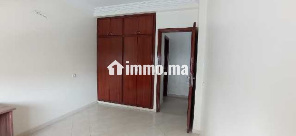 Bureau d'angle a louer tres proche de la gare - Location Immobilier - Kenitra - photo 5