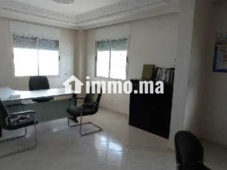 Bureau d'angle a louer tres proche de la gare - Bureau à louer - Kenitra