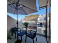 2 chambres salon meublé avec double terrasse - miniature 8