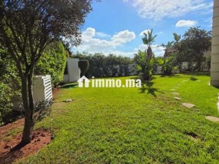 Aïn Diab – Grand Jardin, Piscine et Calme Rare - Appartement à louer - Casablanca