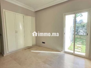 Aïn Diab – Grand Jardin, Piscine et Calme Rare - Appartement à louer - Casablanca