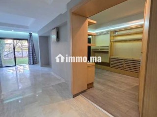 Aïn Diab – Grand Jardin, Piscine et Calme Rare - Appartement à louer - Casablanca