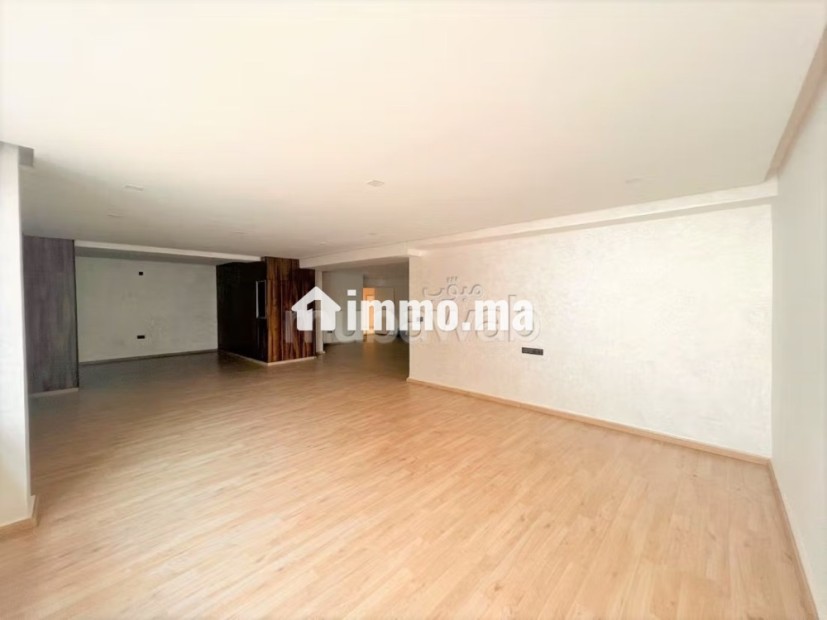 Bureau Prestigieux à Louer Corniche Tanger - Location Immobilier - Tanger - photo 4