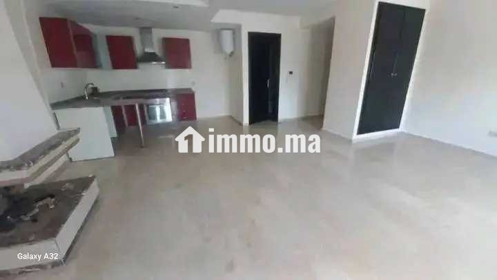 Studio loft ouvert avec balcon - Location Immobilier - Casablanca - photo 8