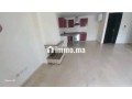 Studio loft ouvert avec balcon - miniature 1