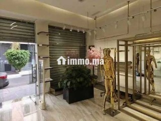 Joli magasin à louer avec contrat de bail - Local commercial à louer - Casablanca