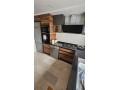 Superbe appartement à louer à Quartier Administratif. 2 chambres agréables. Salon contemporain - miniature 4