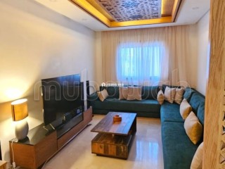 Superbe appartement à louer à Quartier Administratif. 2 chambres agréables. Salon contemporain - Appartement à louer - Rabat