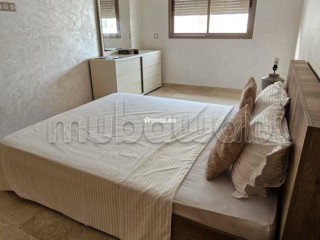 Superbe appartement à louer à Quartier Administratif. 2 chambres agréables. Salon contemporain - Appartement à louer - Rabat