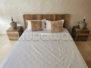 Superbe appartement à louer à Quartier Administratif. 2 chambres agréables. Salon contemporain - Appartement à louer - Rabat