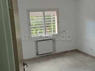 Très bel appartement en location à Racine.
Surface totale 120 m².
Meublé - Appartement à louer - Casablanca