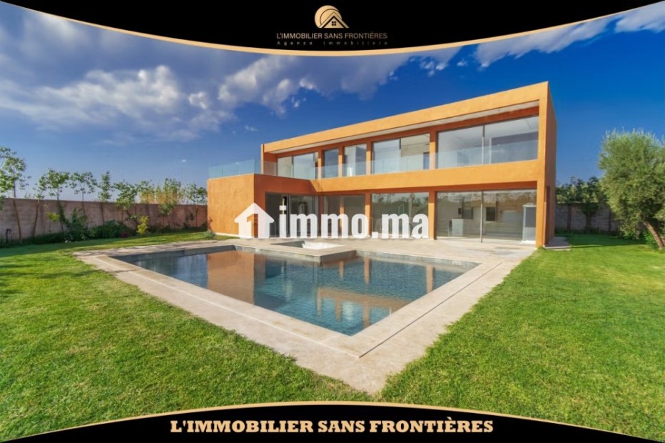 Villa Meublée Melkia à Vendre de 1 000 m² – Jardin et Piscine, Chwiter Route de Ouarzazate Km19 - Vente Immobilier - Marrakech - photo 1