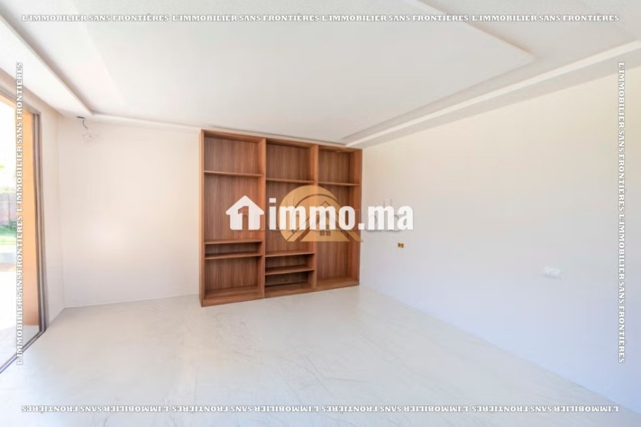 Villa Meublée Melkia à Vendre de 1 000 m² – Jardin et Piscine, Chwiter Route de Ouarzazate Km19 - Vente Immobilier - Marrakech - photo 8
