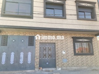 Maison à vendre à Berkane. Surface totale 200 m². Cuisinière avec four - Maison à vendre - Berkane