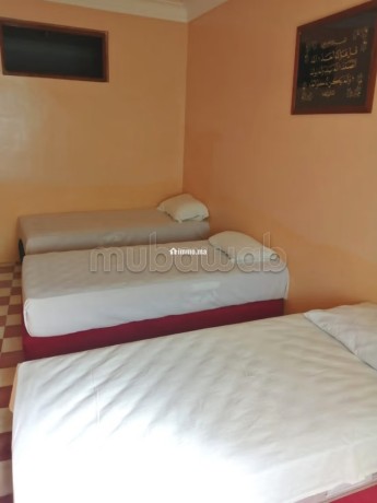 location-saisonniere-a-chefchaouen-2-pieces-environnement-calme-avec-vue-sur-la-montagne-porte-blindee-big-3