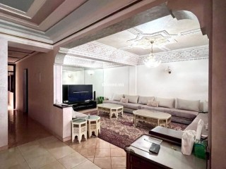 DUPLEX à vendre : 439 M2.2 niveaux (212M2 + 214 M2)+ 13 M2 Garage 13M2+ .Terrasse 80M2. Quartier Gauthier-Casablanca. Prix annoncé 4 800 000 MAD. - Appartement à vendre - Casablanca