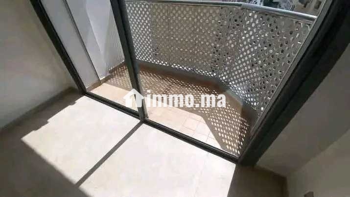 Appart studio vide quartier les princesses - Location Immobilier - Casablanca - photo 3