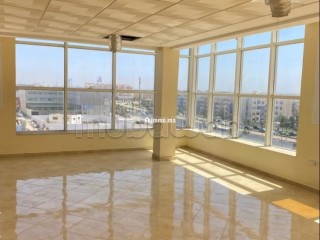 3 plateaux bureau restant à louer de 45 à 66 mètres - Bureau à louer - Agadir