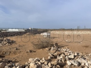 Terrain front de mer titré cloturé Surface de 3650 m² - Terrain à vendre - Autre