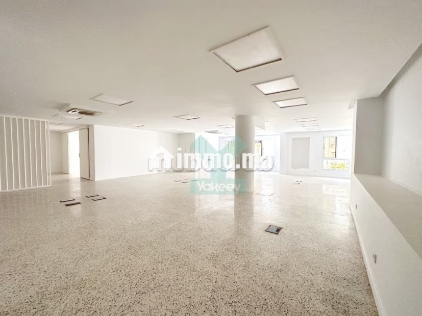 Très beau plateau de bureau beaucoup de cachet - Location Immobilier - Casablanca - photo 2