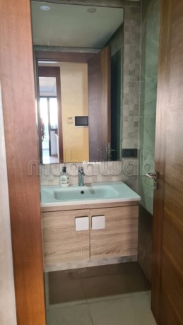 magnifique-studio-78-m2-avec-terrasse-sud-big-10
