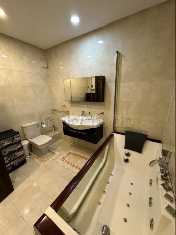 luxueux-appartement-sans-vis-a-vis-a-vendre-au-triangle-dor-big-8