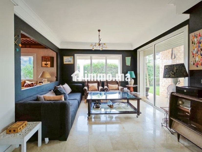 Villa Haut standing 4 chambres, jardin et piscine - Location Immobilier - Dar Bouazza - photo 4