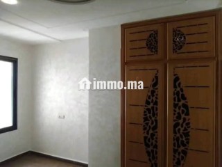 Appartement à l'achat à Hamria. 8 pièces confortables. Ascenseur et places de parking - Appartement à vendre - Meknes