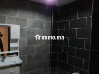 Appartement à l'achat à Hamria. 8 pièces confortables. Ascenseur et places de parking - Appartement à vendre - Meknes