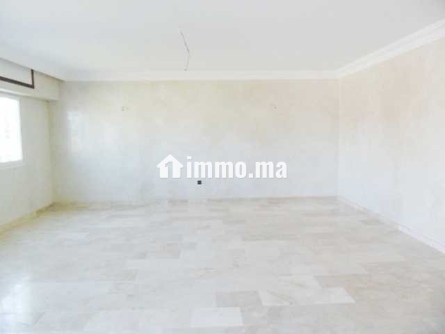 Jolie villa neuve à louer à Souissi - Location Immobilier - Rabat - photo 2