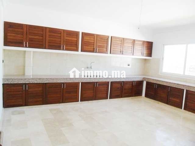 Jolie villa neuve à louer à Souissi - Location Immobilier - Rabat - photo 5
