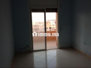 Bel appartement à vendre à Route de Safi. 1 Pièce. Grand balcon - Appartement à vendre - Marrakech