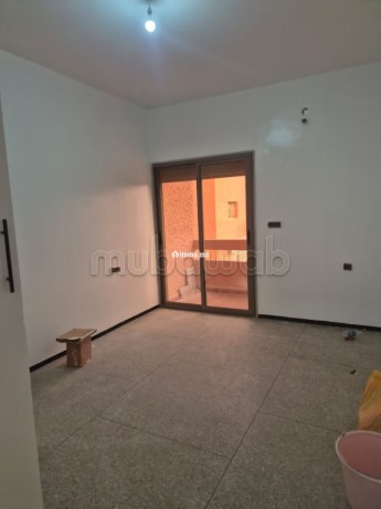 appartement-vide-a-louer-allal-el-fassi-big-4