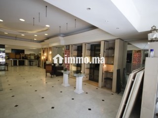 Exceptionnel magasin double rideau triangle d’or - Appartement à louer - Casablanca