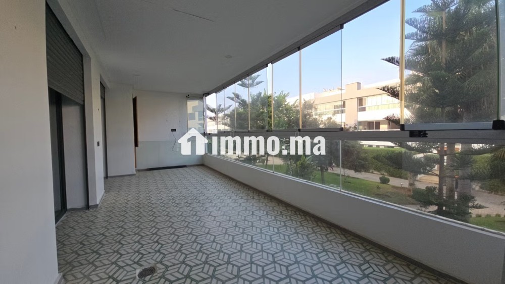 Bel appartement terrasse Sud LOUÉ VIDE - Location Immobilier - Dar Bouazza - photo 1