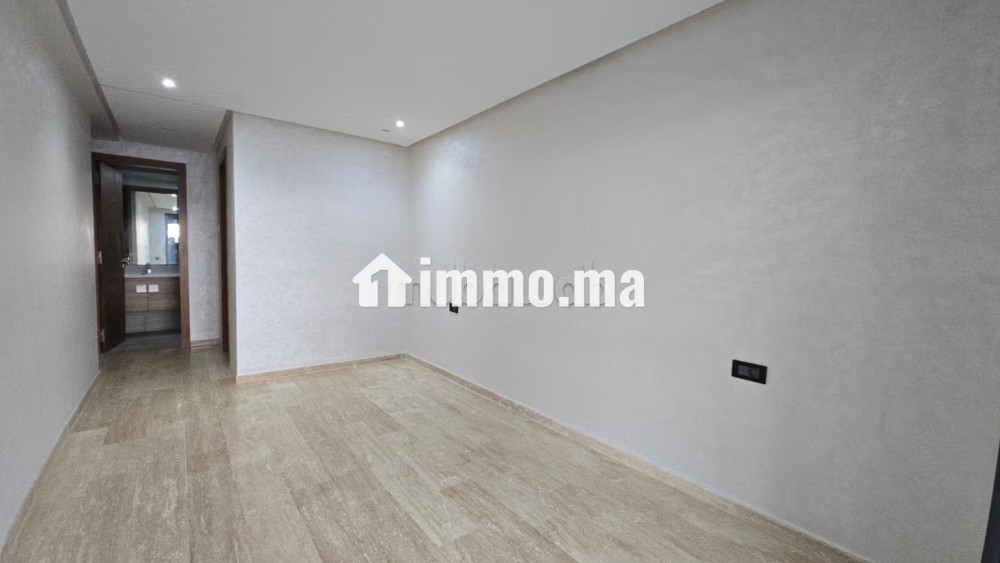 Bel appartement terrasse Sud LOUÉ VIDE - Location Immobilier - Dar Bouazza - photo 8