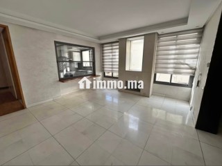 Très bel appartement 2 chambres vide racine - Appartement à louer - Casablanca