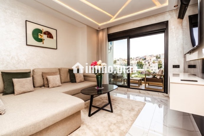 superbe-appartement-f2-avec-piscine-big-3