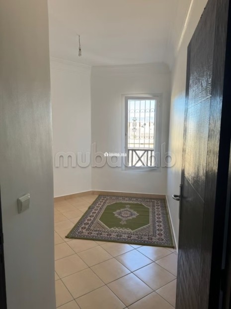 Très bel appartement en location à Tassila proche Al Houda.
Surface de 60 m².
Meublé - Location Immobilier - Agadir - photo 5