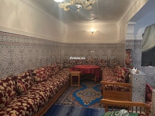 Superbe riad à vendre milkia adlia à Bab Ghmat.
Surface totale 110 m² - Villa à vendre - Marrakech