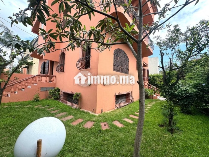 Villa à vendre 408 m², 4 chambres Ain Chock Casablanca - Vente Immobilier - Casablanca - photo 1