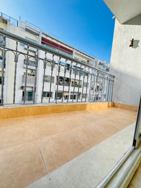 Louez cet appartement à Val Fleury. Surface de 75 m². Cheminée et climatisation - Location Immobilier - Casablanca - photo 3