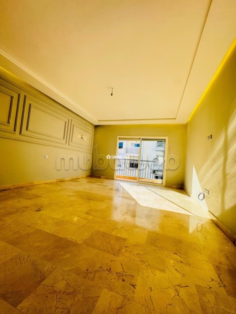 Louez cet appartement à Val Fleury. Surface de 75 m². Cheminée et climatisation - Location Immobilier - Casablanca - photo 4