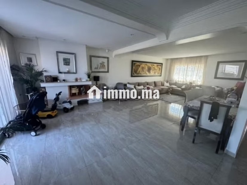 Appartement vide en location à Palmier. 3 grandes pièces. Terrasse - Location Immobilier - Casablanca - photo 8