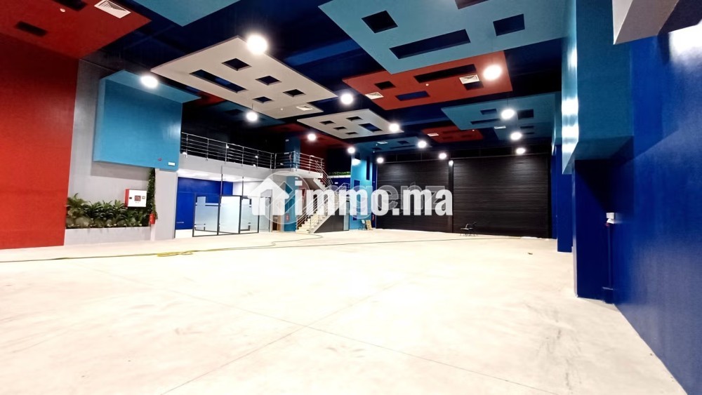 Commerce à louer 1 350 m² Zenata Mohammadia - Location Immobilier - Mohammedia - photo 2