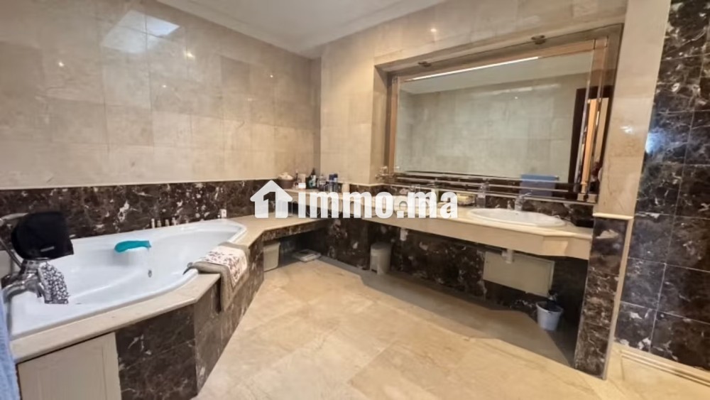 Vente villa à Californie. 4 pièces. Terrasse - Vente Immobilier - Casablanca - photo 4
