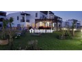 Une villa de luxe en bord de mer - miniature 1